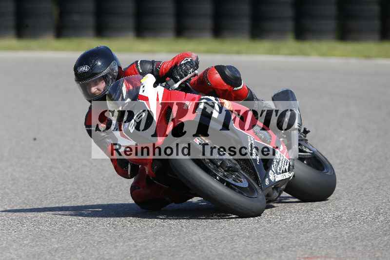 /44 09.08.2025 Plüss Moto Sport ADR/Freies Fahren/86